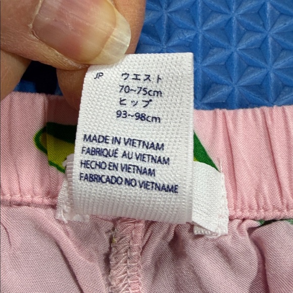 Forever 21 Adorable Two Piece Lounge Set - Picture 9 of 12